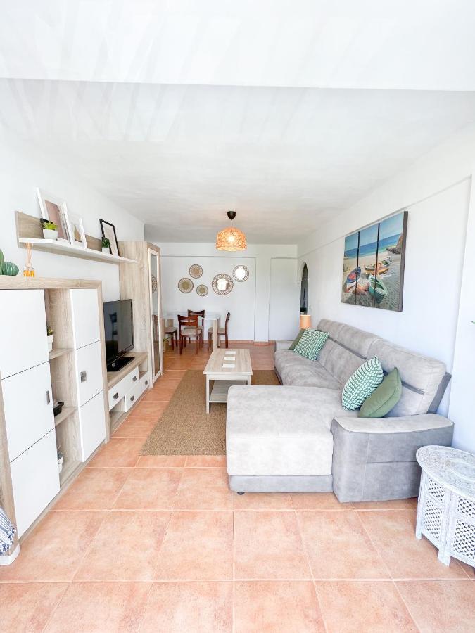 Apartment Spacious In The Center Of Torremolinos